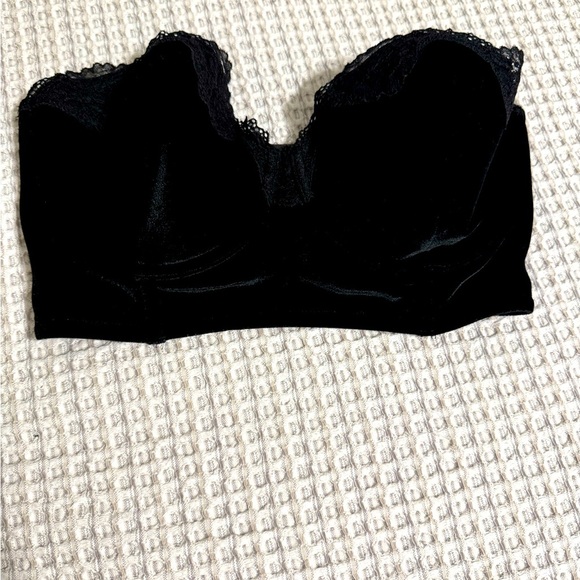 Victoria's Secret Black Bandeau Intimates - Picture 1 of 3